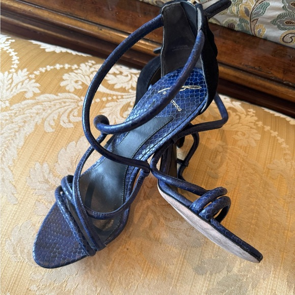 B Brian Atwood Sandals - Picture 10 of 11